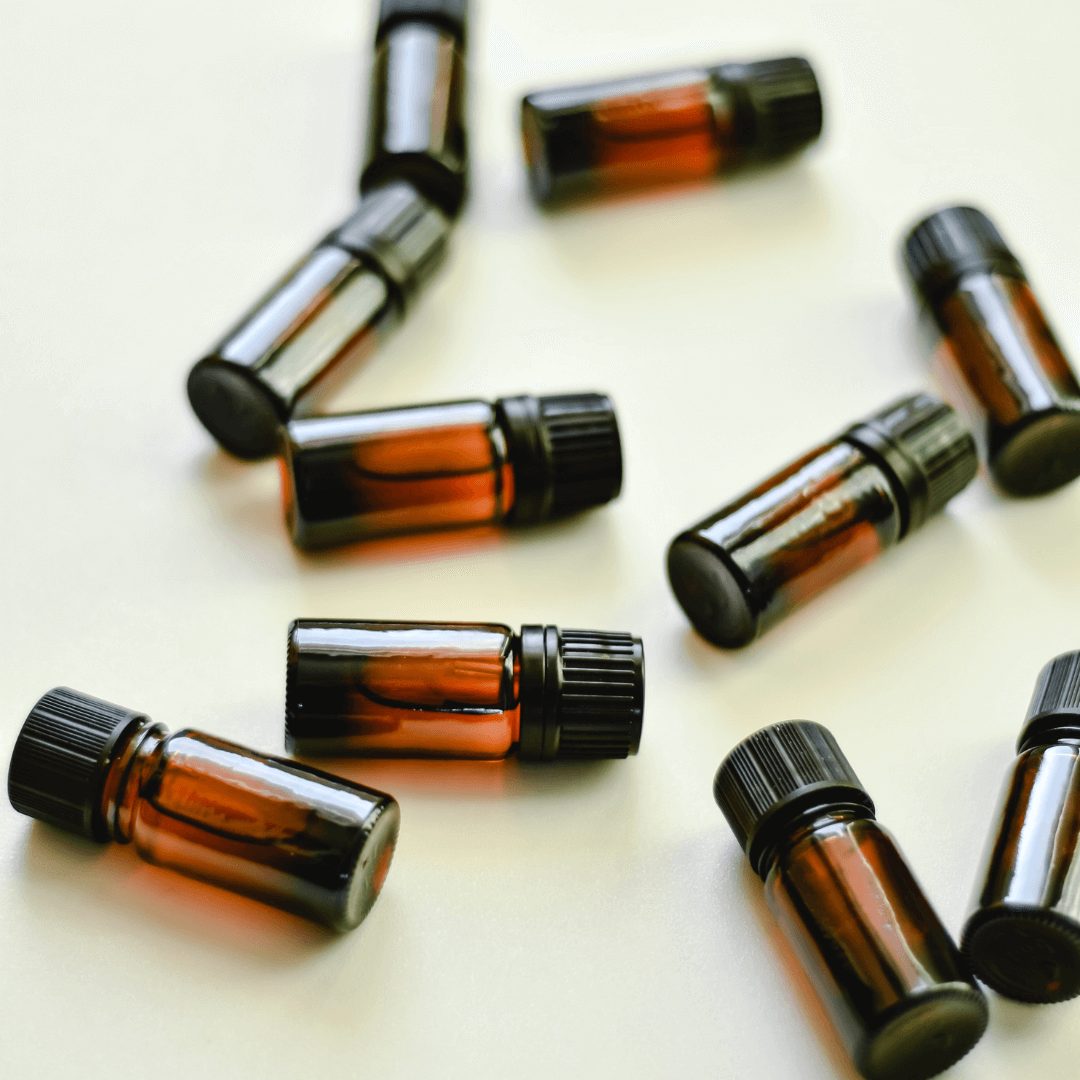 8 Essential Oils to Stress Less