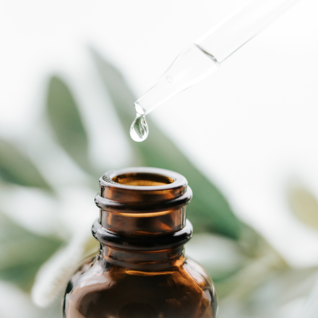 15 Mood-Boosting Essential Oils for Relaxation, Focus, and Calm