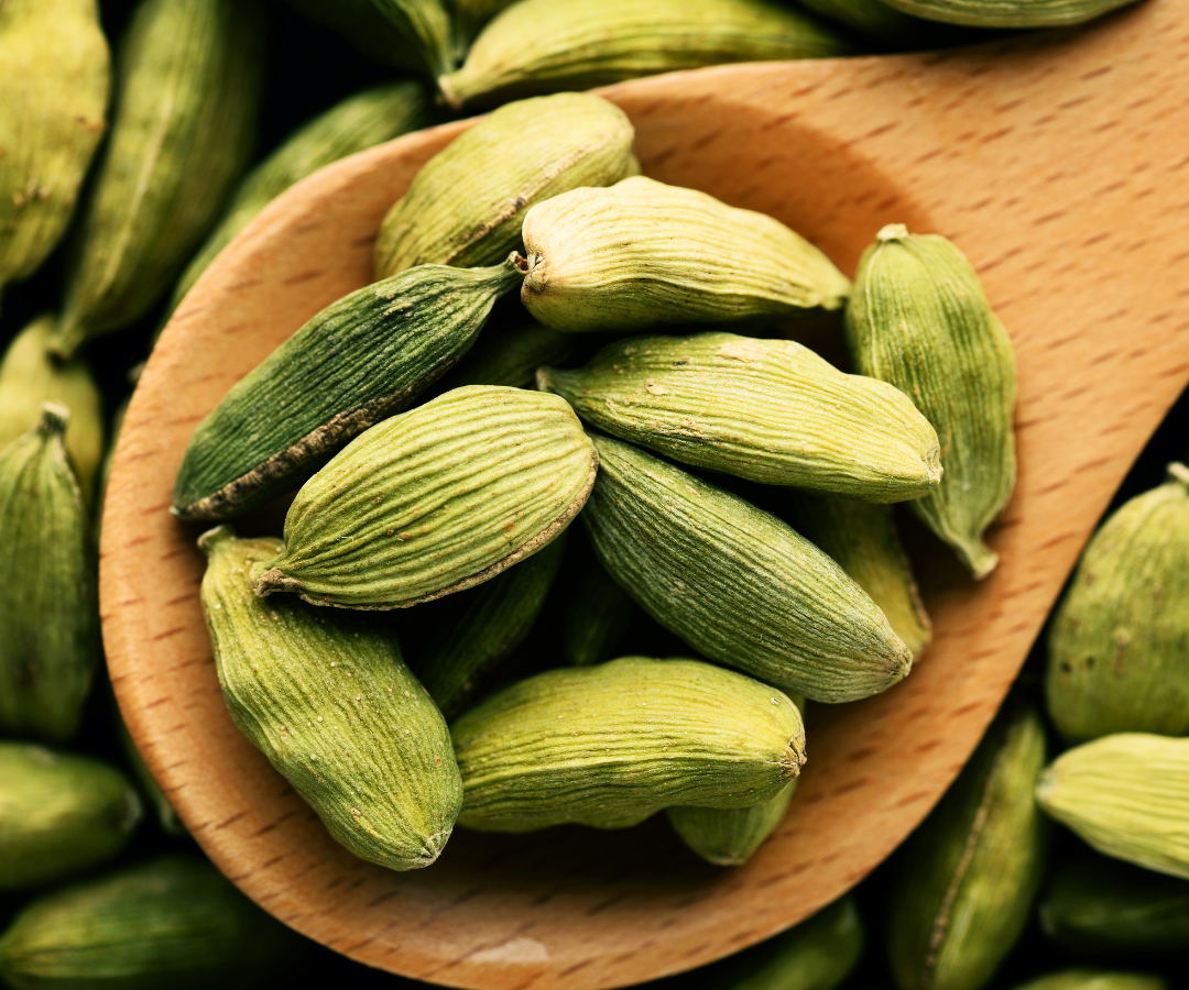 How to Use Cardamom for Comfort and Self-Care